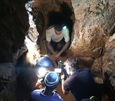 In der Goldmine in Kenia